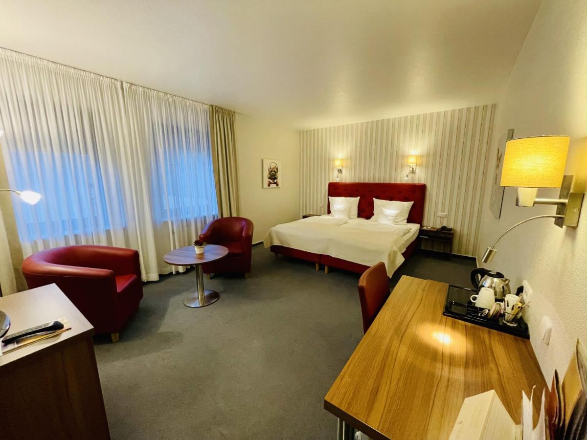 Schloss Hotel Herborn Bagian luar foto